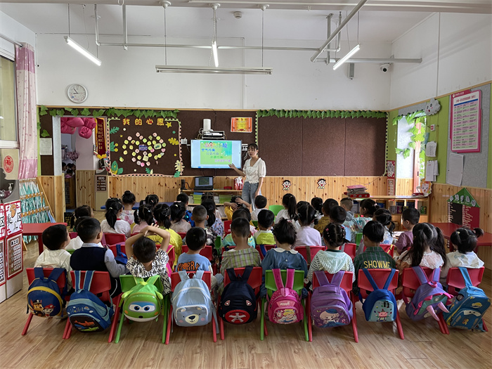 汉阴县第二幼儿园开展世界环境日系列主题活动