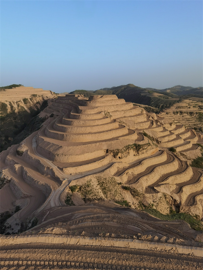 陕西清涧唤醒沉睡土地激活振兴春水