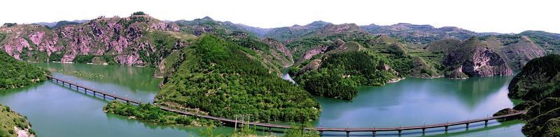 bc4707ce094b4e49ff3bd8618b6988b3_img_208_1128_657_183