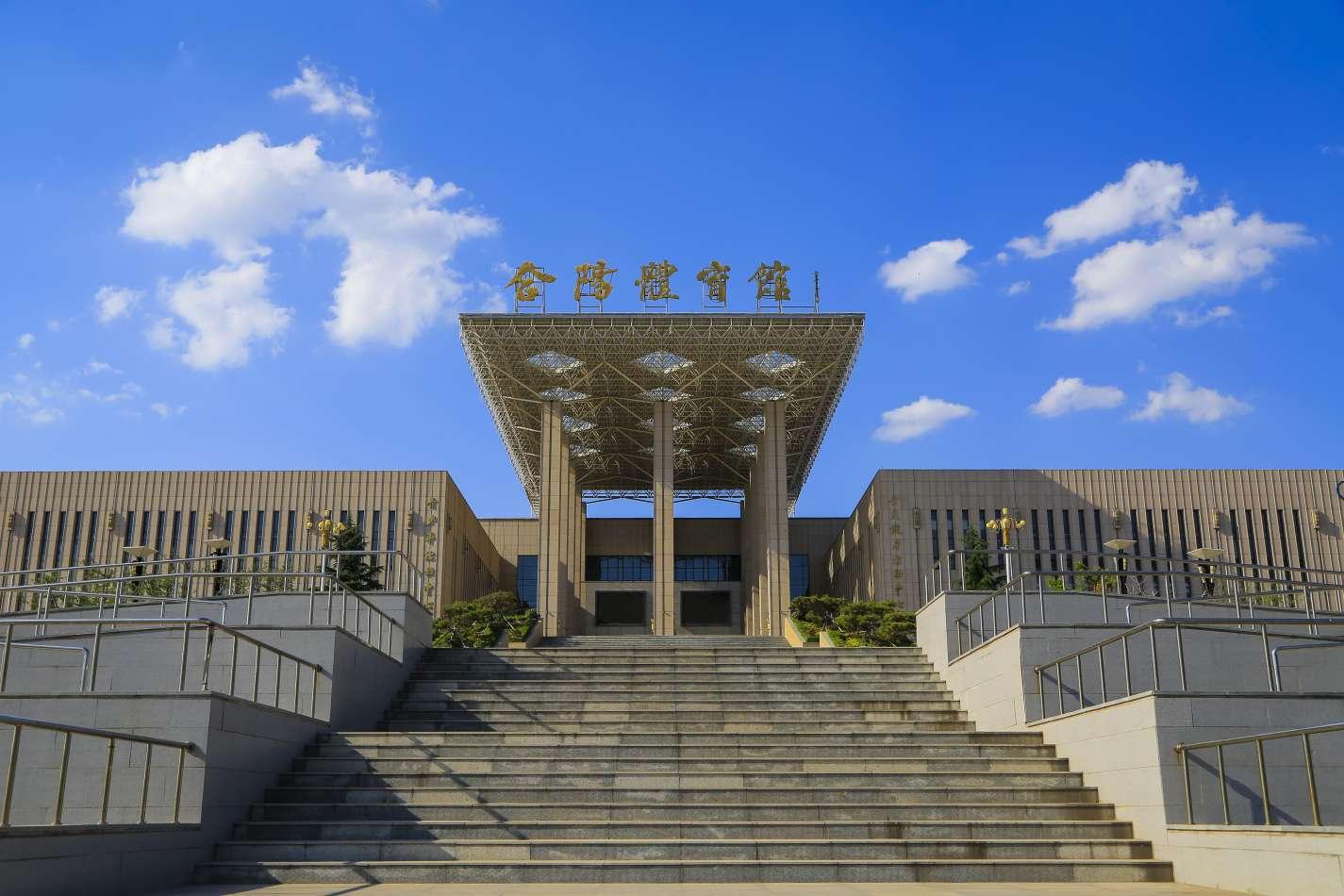 合阳县：蓝天白云入画来（组图）