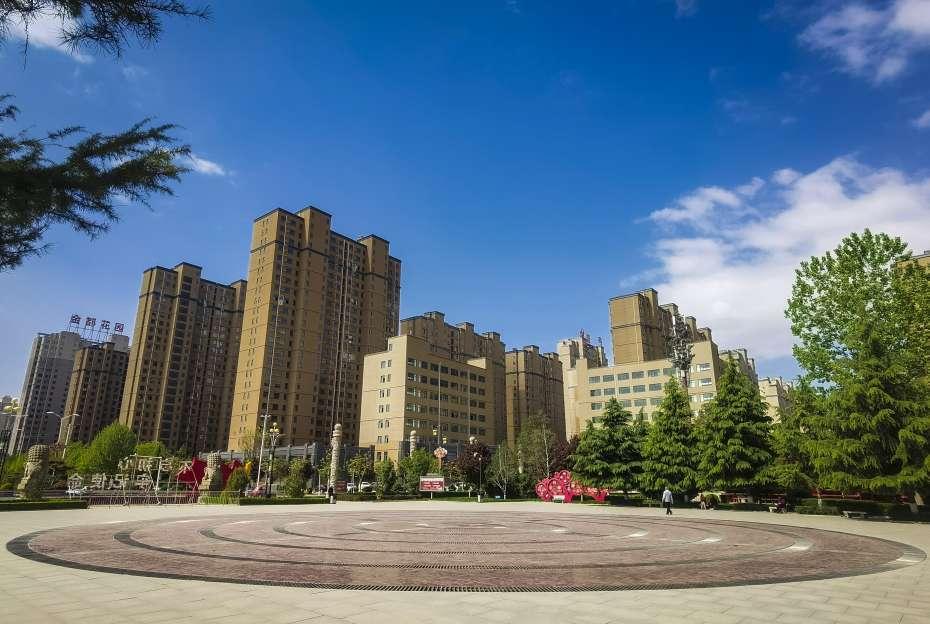合阳县：蓝天白云入画来（组图）
