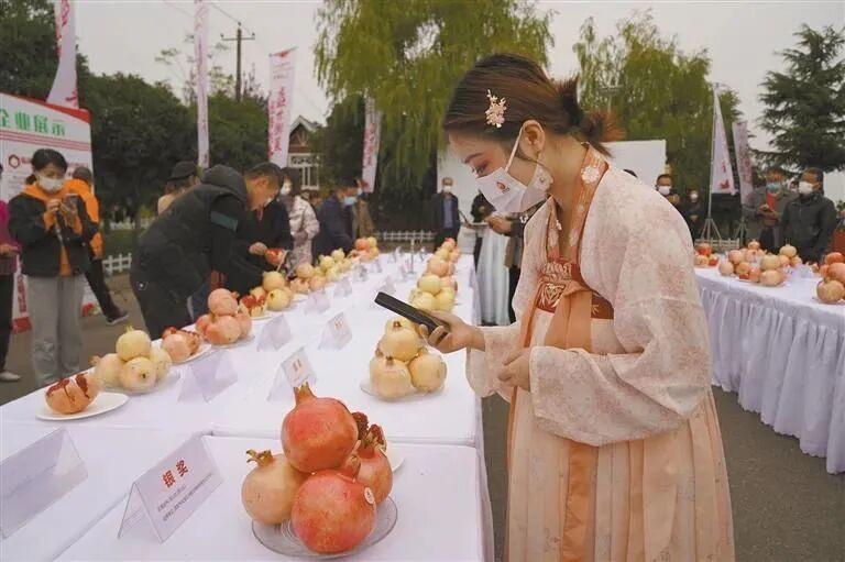 底部图片1